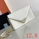 スーパーコピーブラダバッグ